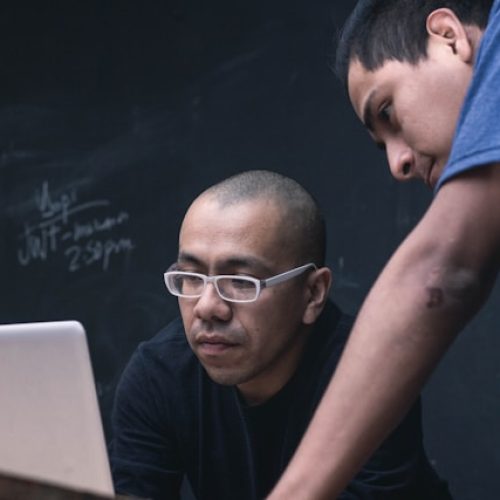 Best Practices for Collaboration Between Outsourced Instructional Designers and Teachers