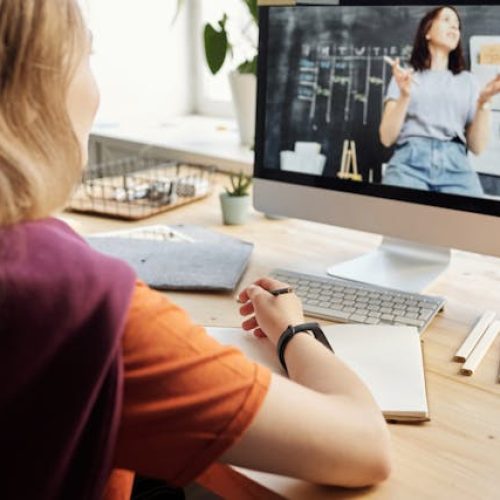 Relieving Teachers’ Workloads and Improving Student Engagement: The Power of Outsourced Learning