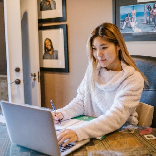 It’s time to upgrade your corporate training: eLearning is flexible, cost-effective, and convenient
